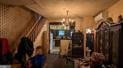 2339 Hicks St, Philadelphia, PA 19145-4423