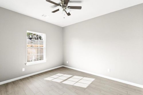 4720 Shackleford St, Fort Worth TX  76119-3563 exterior