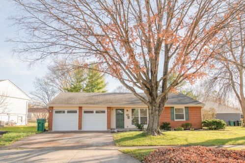 70 Walnut Pl, Springboro, OH 45066-1223