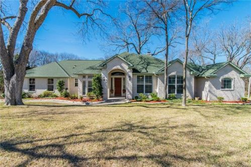 4211 Kirstie Ct, Midlothian, TX 76065-7045
