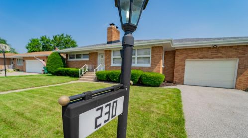 230 54th Pl, Gary, IN 46410-1437