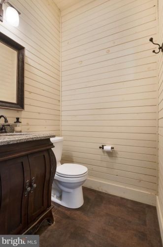 2874 Patuxent Riv Rd, Davidsonville MD 21035-2237 exterior