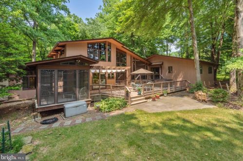 209 Bryants Nursery Rd, Silver Spring MD 20905-3840 exterior