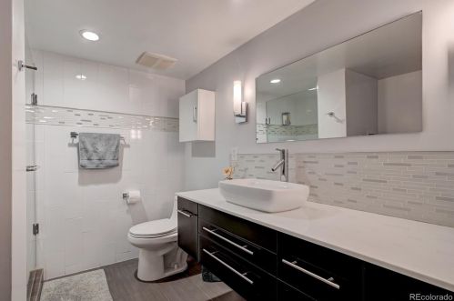 7255 Quincy Ave, Denver CO  80237-2209 exterior