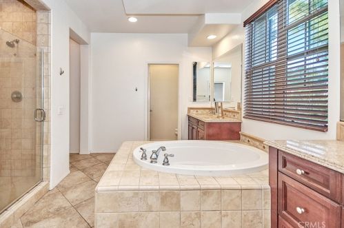 66 White Sage, Irvine CA 92618-8803 exterior