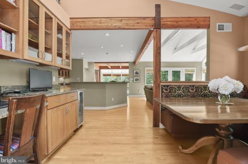 6976 Pindell School Rd, Fulton MD  20759-9712 exterior