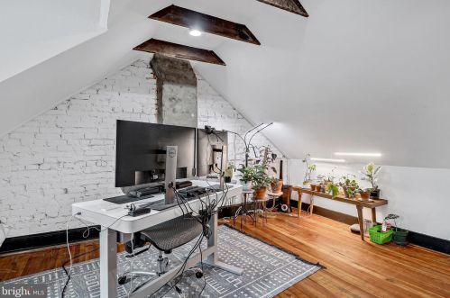 517 Juniata St, Lancaster PA  17602-4320 exterior