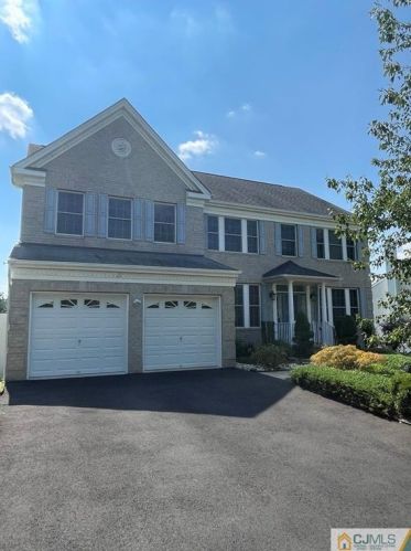 17 Overhill Dr, Old Bridge, NJ 08857-3544
