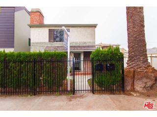 2339 Ocean View Ave, Los Angeles, CA 90057-2708
