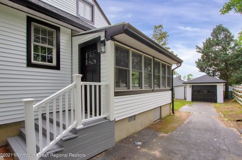 1 Kremer Ave, Tinton Falls NJ  07724-1728 exterior