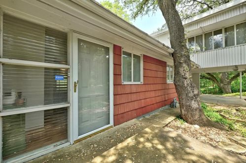 1804 Alta Vista Ave, Austin TX  78704-3151 exterior
