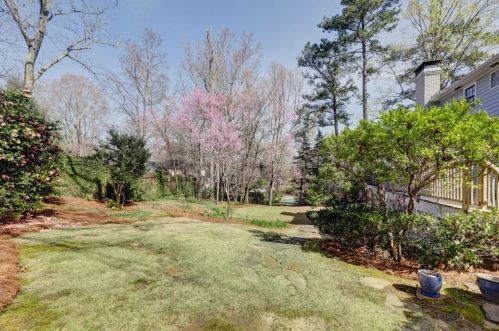 7000 Hunters Br Dr, Atlanta GA  30328-1718 exterior