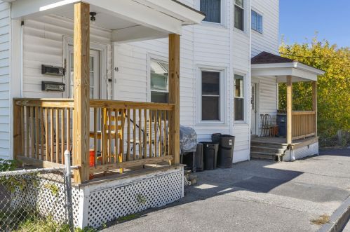 43 Pierce St, Lewiston ME  04240-7230 exterior