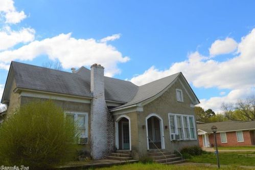 404 Turner St, Warren, AR 71671-2834
