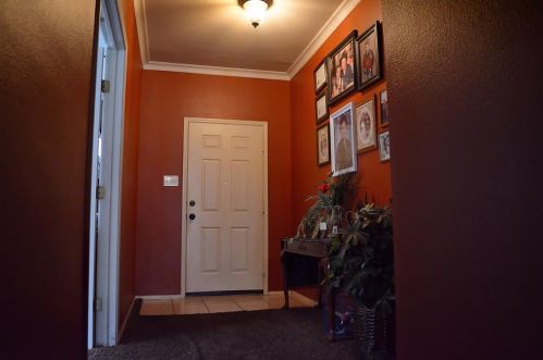 829 Kentucky Derby Ln, Fort Worth TX  76179-7323 exterior