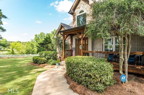 61 Triple Crown Way, Forsyth, GA 31029-5362