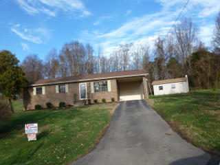 630 Choctaw Dr, Chucky, TN 37641-5087