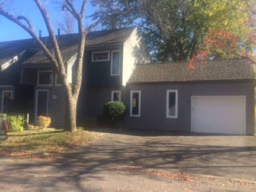 1756 Flamingo Dr, Saint Paul, MN 55122-1143