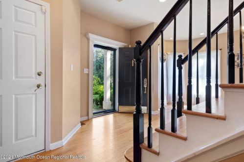 11 Dolphin Ct, Jackson Twp, NJ 08527-4800