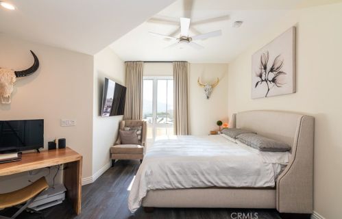 670 Caruso Ave, Glendale CA  91210-1519 exterior