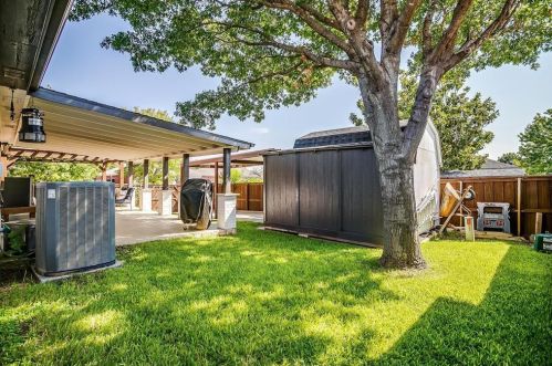 7105 Ashbourne Way, Fort Worth TX  76133-8924 exterior