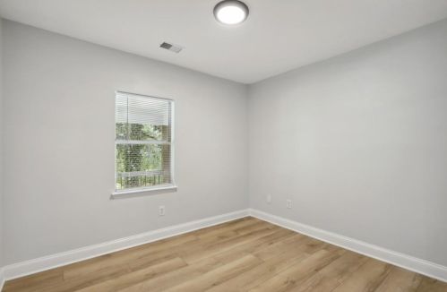 2310 Beecher Cir, Atlanta GA  30311-2506 exterior