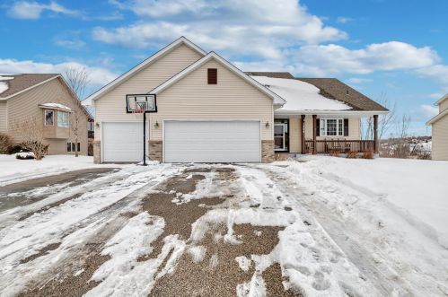 1209 Glen View Dr, Lonsdale, MN 55046-3464