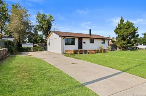 1440 Marigold Dr, Denver, CO 80221-3936