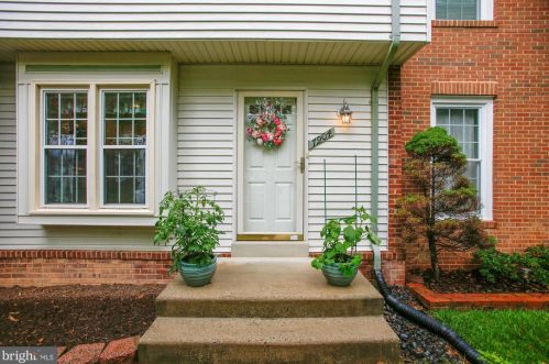7904 Pebble Brook Ct, Springfield, VA 22153-2617