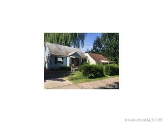 39 Mansfield St, Hartford, CT 06112-1939
