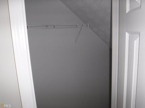 758 Celeste Ln, Atlanta GA  30331-8606 exterior