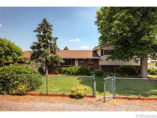 5360 Vallejo St, Denver, CO 80221-1445