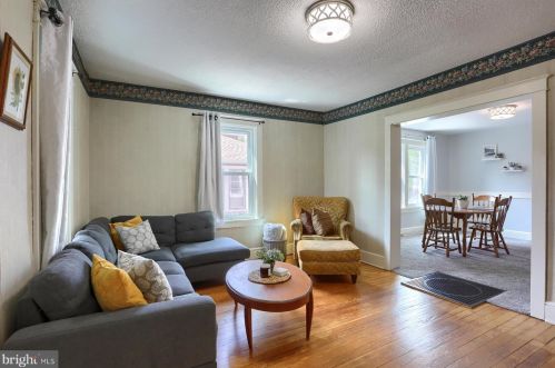 13 Montrose Ave, Lancaster PA  17603-6659 exterior