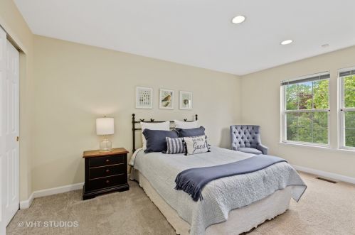 470 Muirfield Ln, Bannockburn IL  60015-3880 exterior