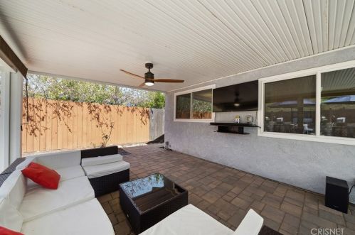 857 Crosby Ave, Simi Valley CA  93065-5012 exterior