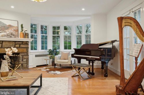 426 Durham St, Philadelphia PA  19119-1222 exterior