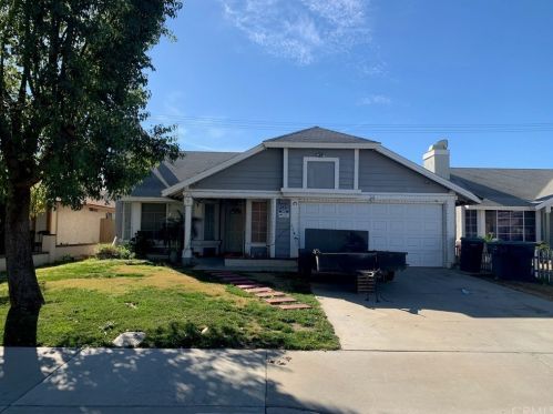 141 Whirlaway St, Perris, CA 92571-2565