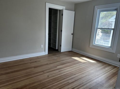 53 Mead Ave, Greenwich CT  06830-6812 exterior