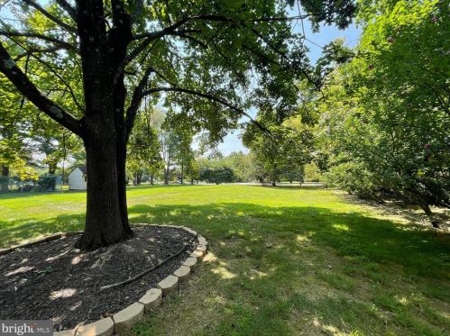 2053 Mayflower Dr, Silver Spring MD 20905-5564 exterior