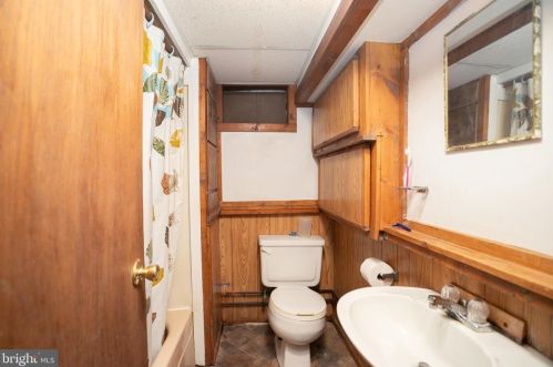 864 Broad St, Trenton NJ 08610-6008 exterior