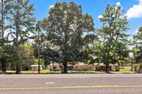 1 Gatlin Rd, Huntsville, TX 77340-2016