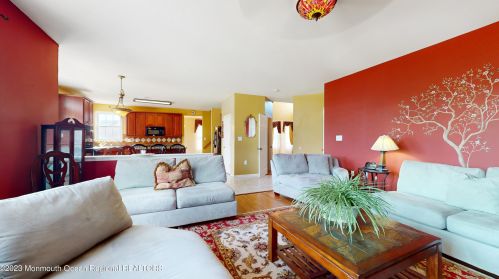 17 Sunset Dr, Jackson Twp, NJ 08527-4784