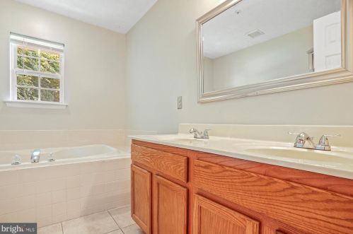 201 Woodland Green Way, Aberdeen MD  21001-2943 exterior
