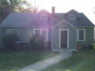 127 Randolph Ave, Asheboro, NC 27203-5831