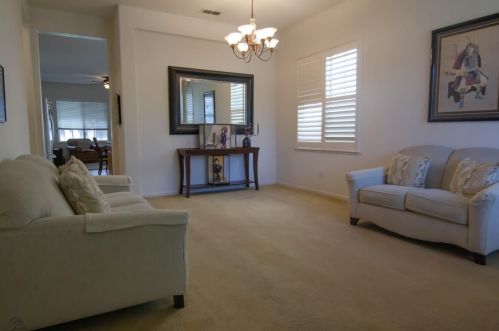 1821 Star Tulip St, Manteca, CA 95337-7919
