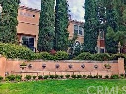 5 Torrigiani Aisle, Irvine CA  92606-8370 exterior