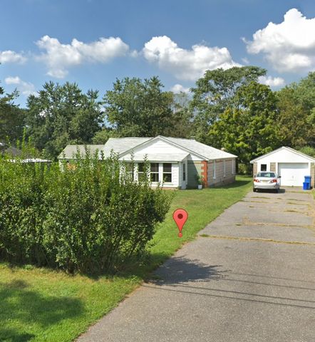 54 Riverview Ave, Piscataway, NJ 08854-5643