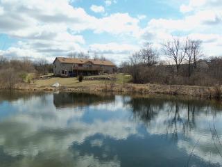 14415 Sunset Ridge Rd, Bull Valley, IL 60098-2111