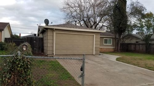 6424 Randy St, Rio Linda, CA 95673-3223