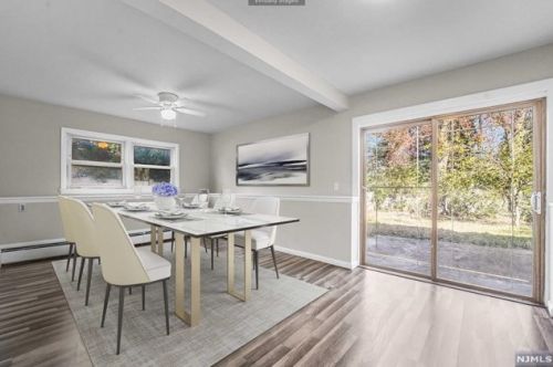 89 Bogert St, Teaneck, NJ 07666-4903